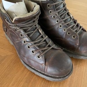 Dr. Martens Cecil Leather Boots - Men's 10